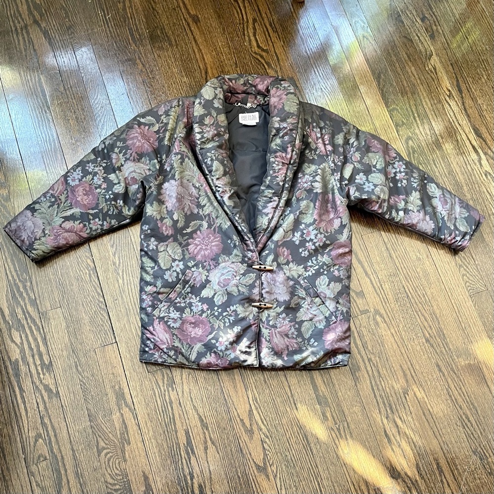 VTG Bill Blass Floral Down Puffer w/ Toggles - Picture 2 of 12
